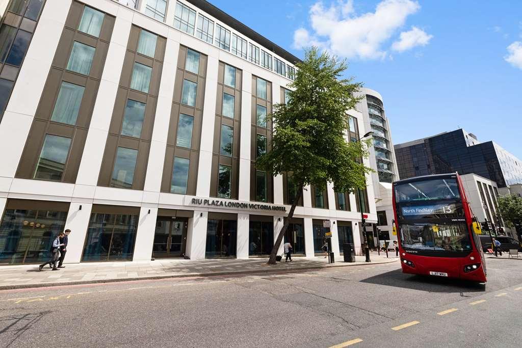 Riu Plaza London Victoria Hotel Exterior photo