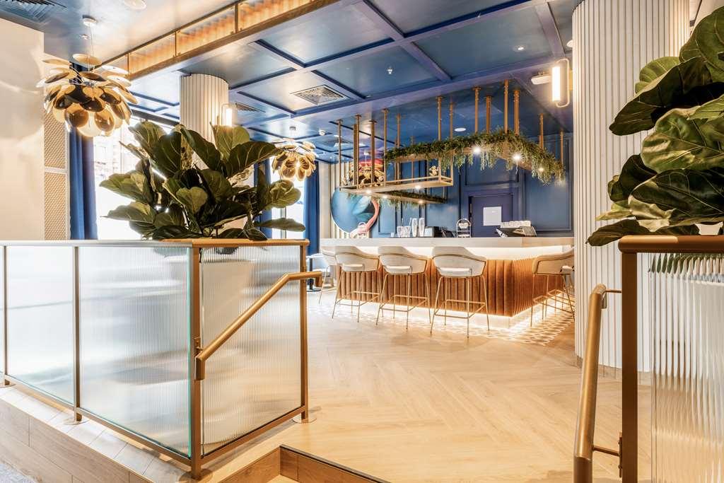 Riu Plaza London Victoria Hotel Interior photo