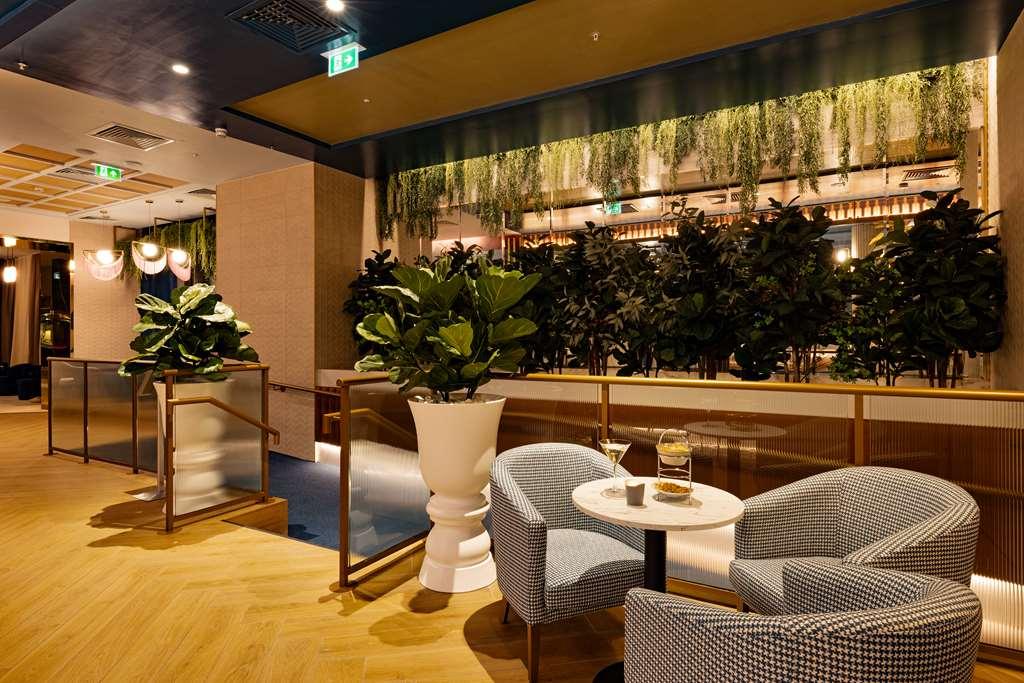 Riu Plaza London Victoria Hotel Restaurant photo